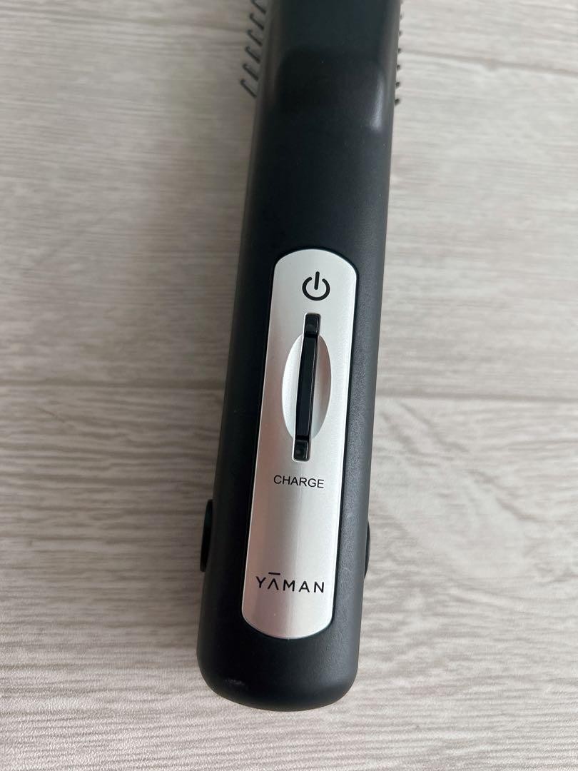 YA MAN Ultrasonic Treatment Shine Pro Black Hair Care Device for Home Use