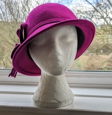 Powder Wool Fuchsia Hat  1920s Style.