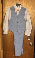 Van Heusen Boy  s Size 8 Regular Four Piece Blue Allure Suit. Brand New 