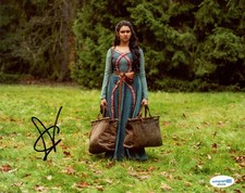 Geraldine Viswanathan "Miracle Workers" AUTOGRAPH Signed 'Alexandra' 8x10 Photo