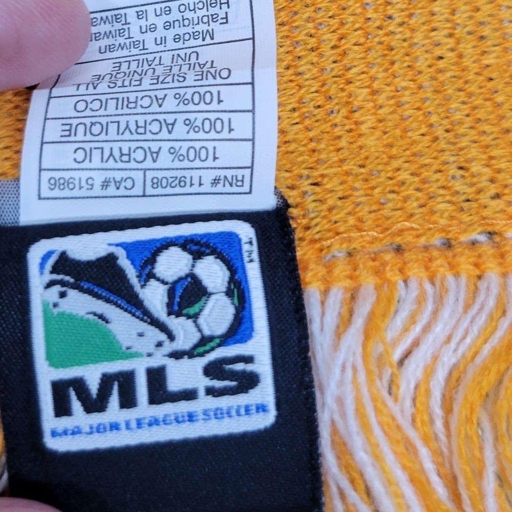 Houston Dynamo MLS Soccer Scarf Adidas Gold Gray Stripe Knit Accessory HG10290 thumbnail 8