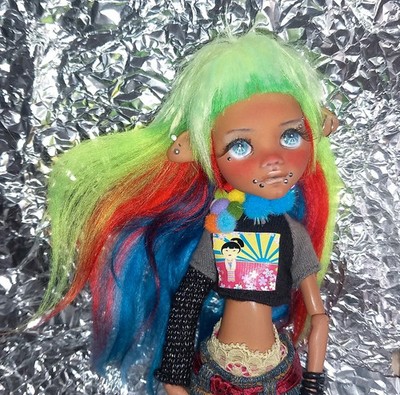 Kawaii Ooak Monster High. Personalisierte Puppe von mir (Ada Green Doll)