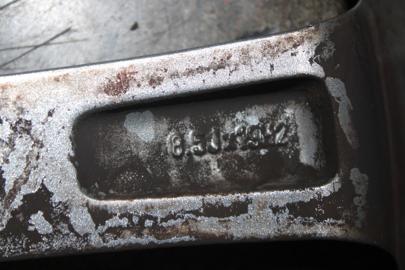 Maserati Ghibli, Quattroporte, Front Wheel, Curb Rash, Used, P/N 980157008
