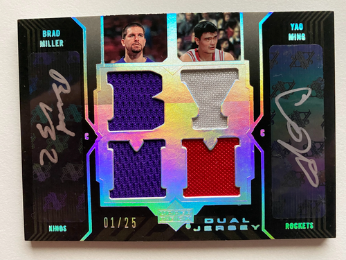 2007 UD Black Yao Ming/Brad Miller Jersey Auto 01/25 Rockets - Afbeelding 1 van 2