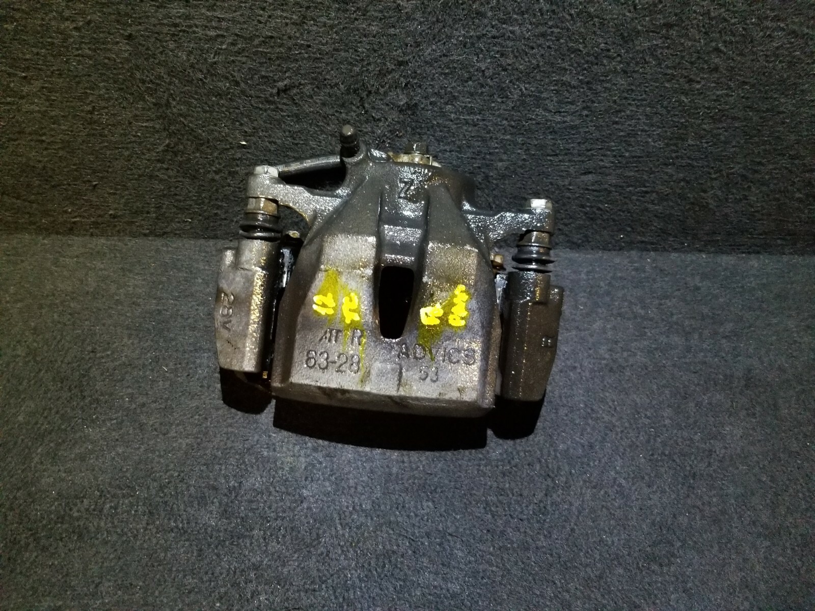 11 12 13 14 15 16 SCION tC BRAKE CALIPER FRONT RIGHT PASSENGER SIDE OEM