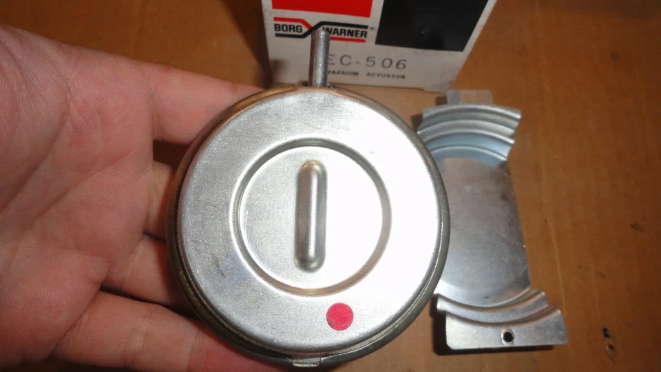 NORS 1975 OLDSMOBILE 400 定制 CRUISER 98 空气净化器真空吸尘器 6488213 — 第 2/3 张图片