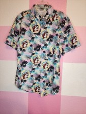 Buc-ees Size YL Beaver Logo Hawaiian Palm All Over Print Button Up Youth Shirt