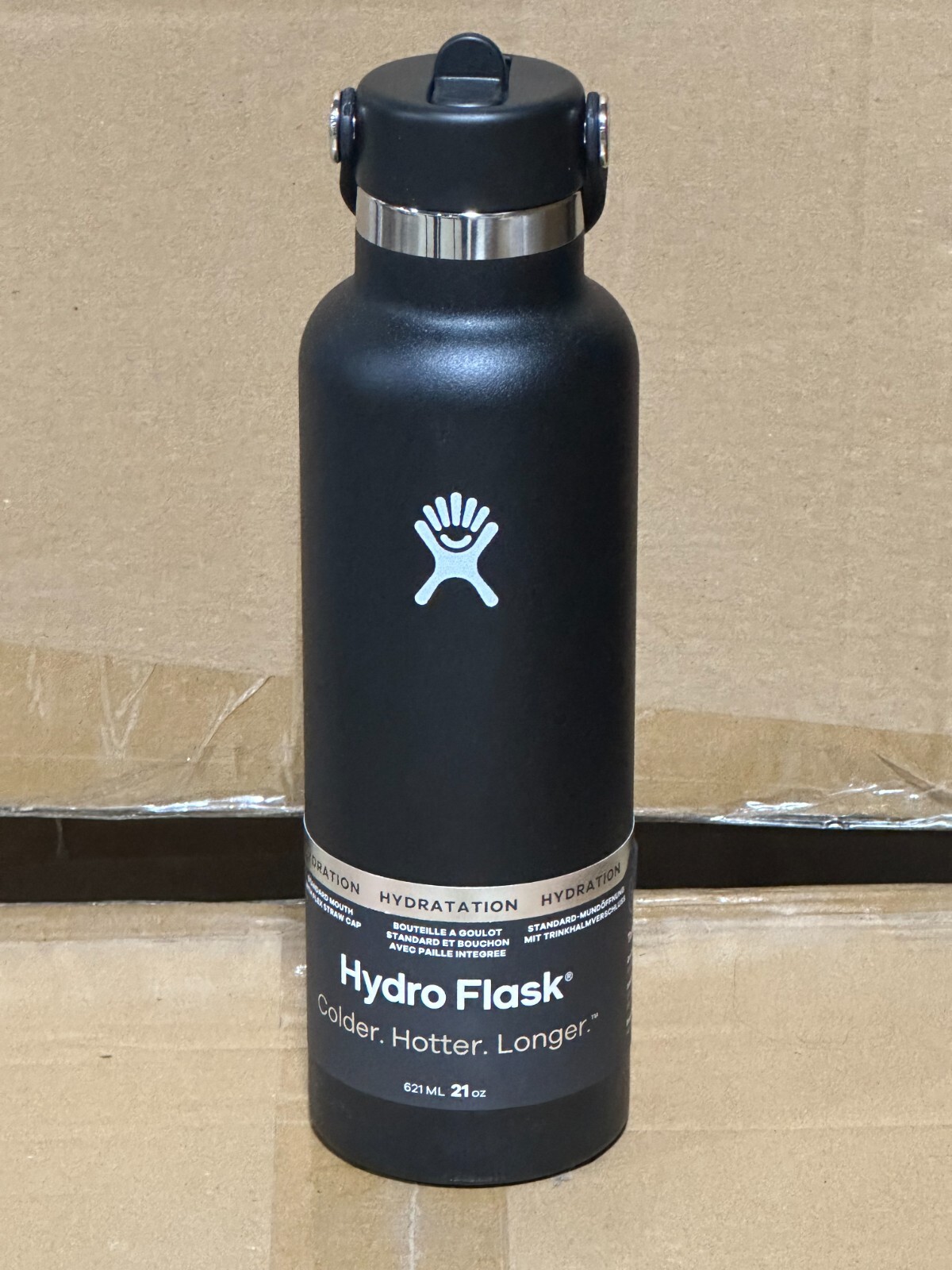 HYDRO FLASK-STANDARD MOUTH WITH FLEX STRAW CAP WATER BOTTLE-BLACK 621 ML/21 OZ