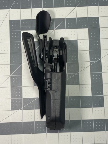 Safariland 7390 ALS Lev-1 RH Duty Holster, GLOCK 17 22 (ALL GENS) w/ TLR-7 LIGHT - Picture 10 of 12