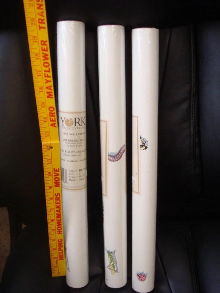 Papel pintado York 3 rollos insectos blanco BS7715 saltamontes escarabajo mariposa Foto 3 de 4