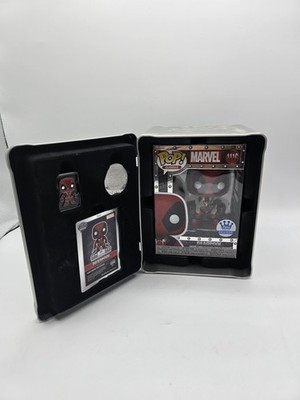 #111   DEADPOOL (CLASSIC COLLECTORS TIN LIMITED 10000) Funko Pop Vinyl