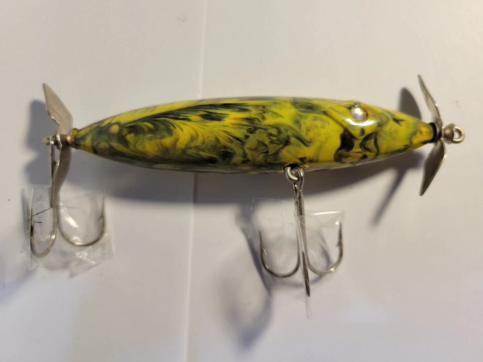 De colección 4 bujes de cascabel de diamantes y 6 señuelos Bill Norman (stock #3) Foto 4 de 4