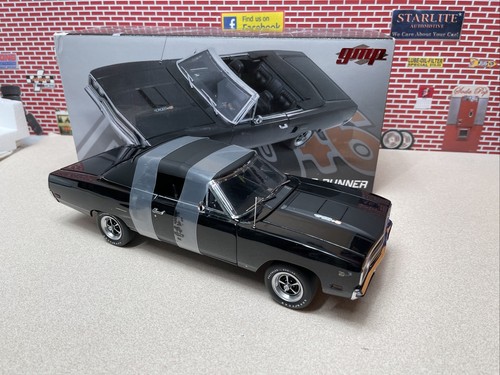 1/18 GMP 1970 Road Runner 440+6 Convertible Triple Black G1803110 Brand New 1234 - Picture 5 of 12