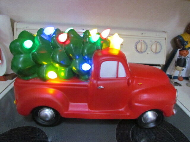 Big Lots Winter Wonder Lane Blow Mold LED Lighted Red Truck with Tree ~ NWT!