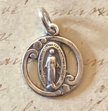 Pequeña Medalla Milagrosa / Medalla Virgen María - Réplica Antigua de Plata de Ley