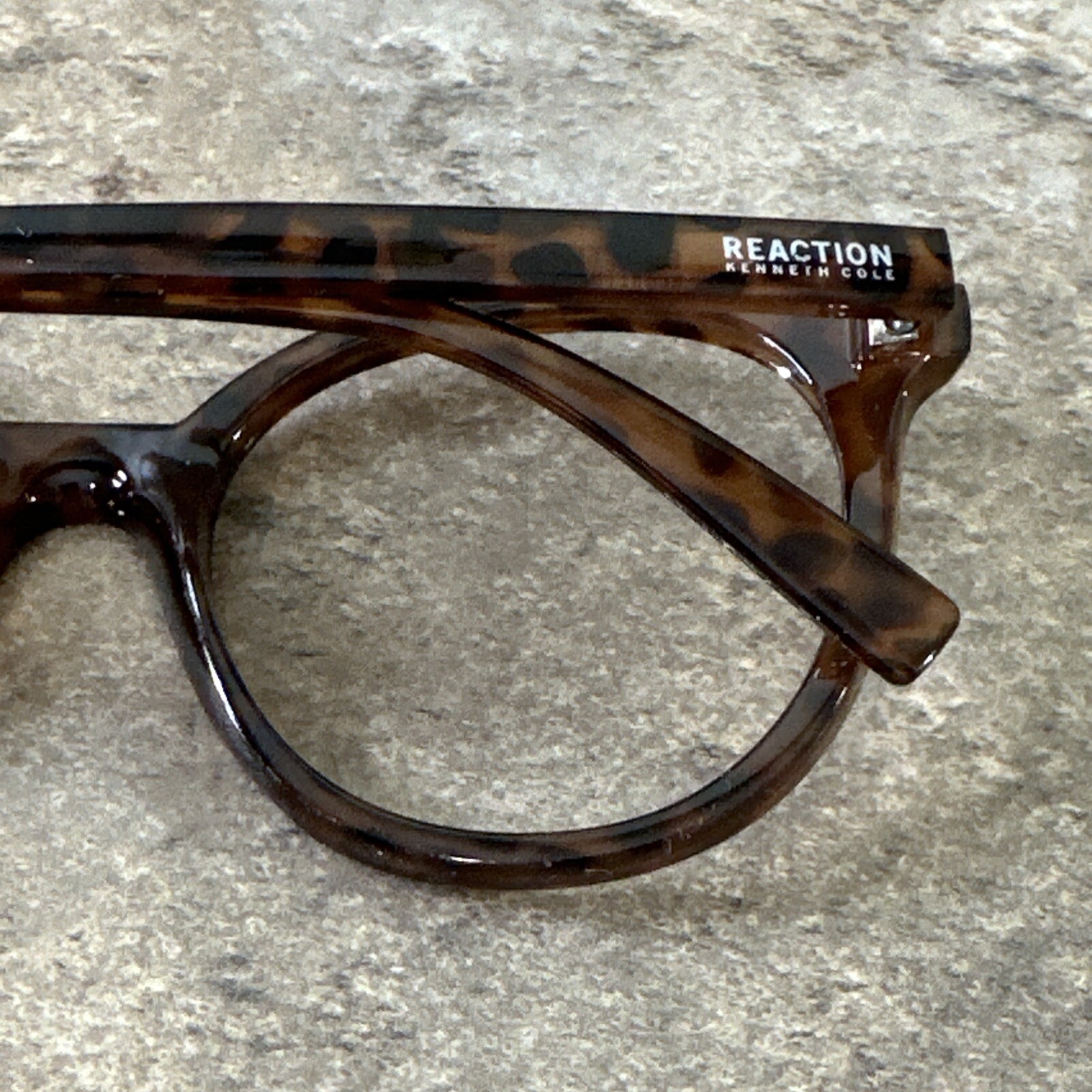 Kenneth Cole Reaction KC1305 52F Brown Tortoise Eyeglass Frame 53-20-140-48 G18