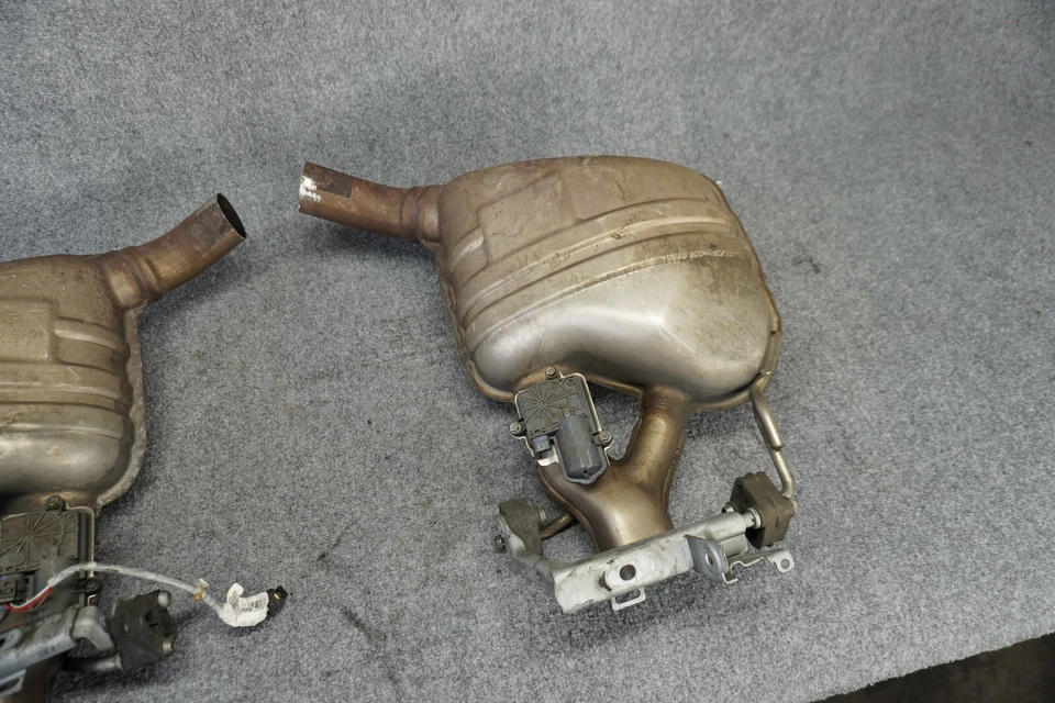 Juego de tubos de escape silenciador tubo medio fabricante original Mercedes W205 C43 C300 C250 AMG Foto 2 de 4