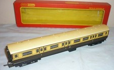 TRIANG OO GAUGE GWR CALEDONIAN  COMPOSITE COACH  R26 BOXED