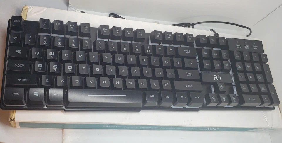 Rii RK100+ Multiple Color Rainbow LED Backlit Large Size USB Wired Mechanical Fe - Image 2 of 4