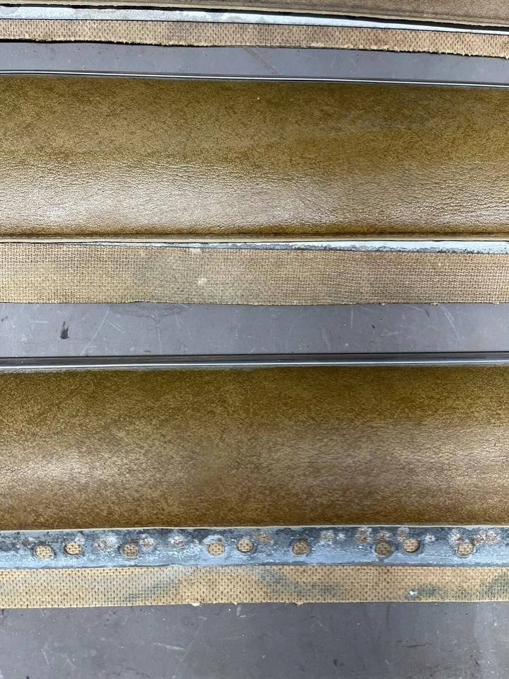 Ford Galaxie Custom LTD Mercury Marquis 1973-1978 panel de puerta interior riel superior Foto 4 de 4