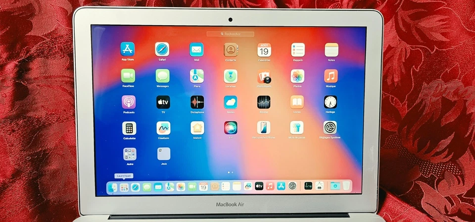 MacBook Air 13-inch A1466 2015 4GB Ram NO SSD HDD, photo 3 sur 5