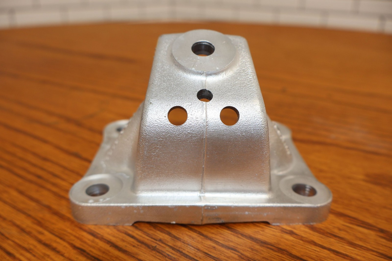 2010 Aston Martin V8 Vantage Pair LH & RH Aluminum Engine Mount Brackets