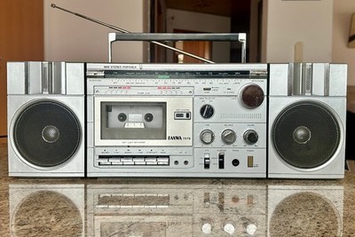 SANWA 7076 Stereo Radio Kassetten Rekorder Boombox/Ghettoblaster 100%Funktion