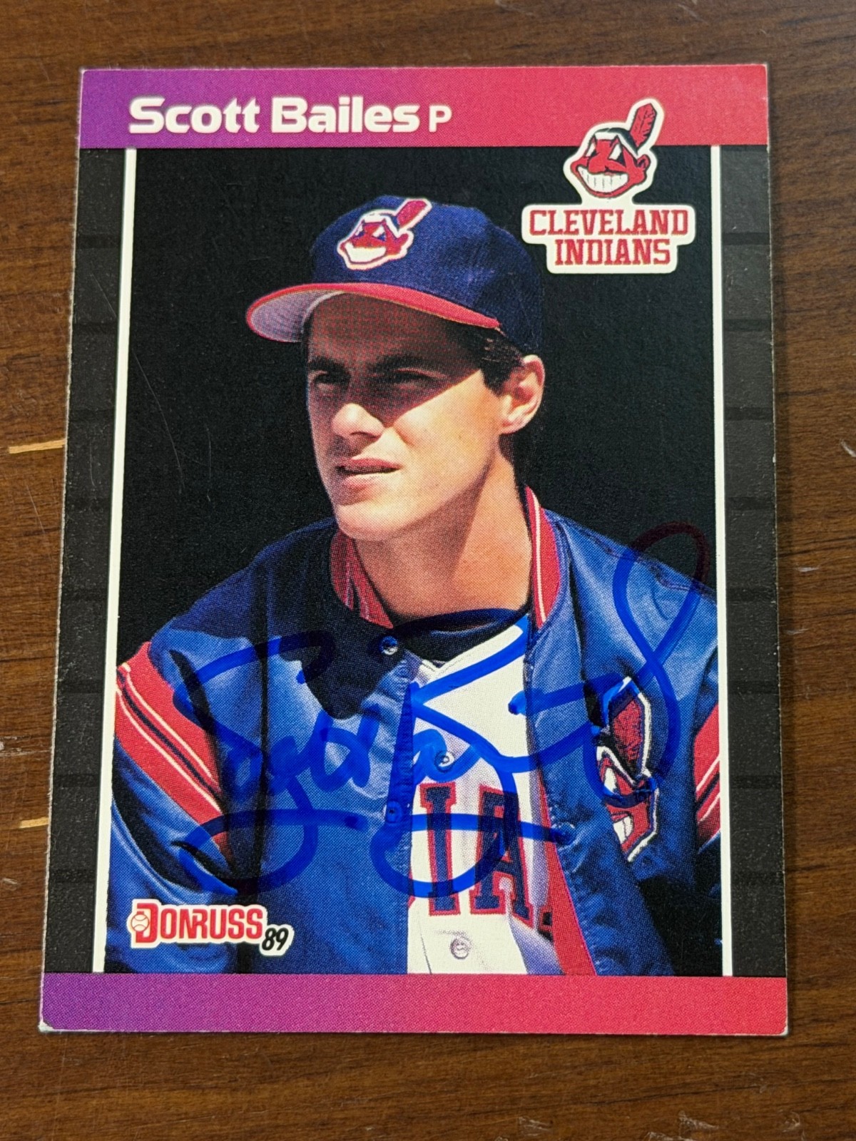 Signed 1989 Donruss Scott Bailes