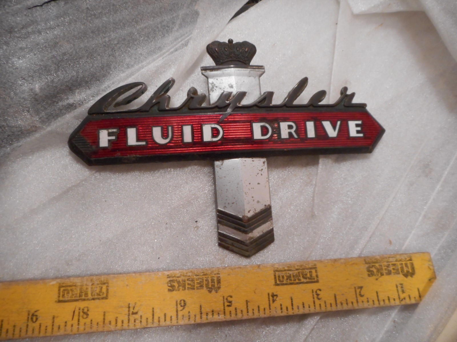 CHRYSLER FLIUD DRIVE EMBLEM