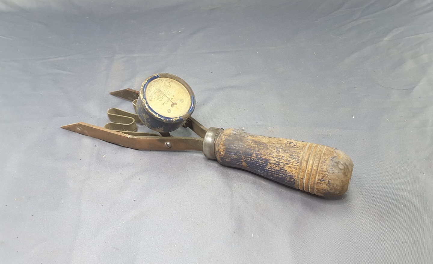 Vintage Antique Perfect Chicago Battery Cell Voltage Tester wooden handle