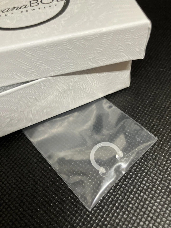 Anillo de herradura flexible blanco de 4 mm barra CBB hélice caracola tragus piercing #986 Foto 2 de 2