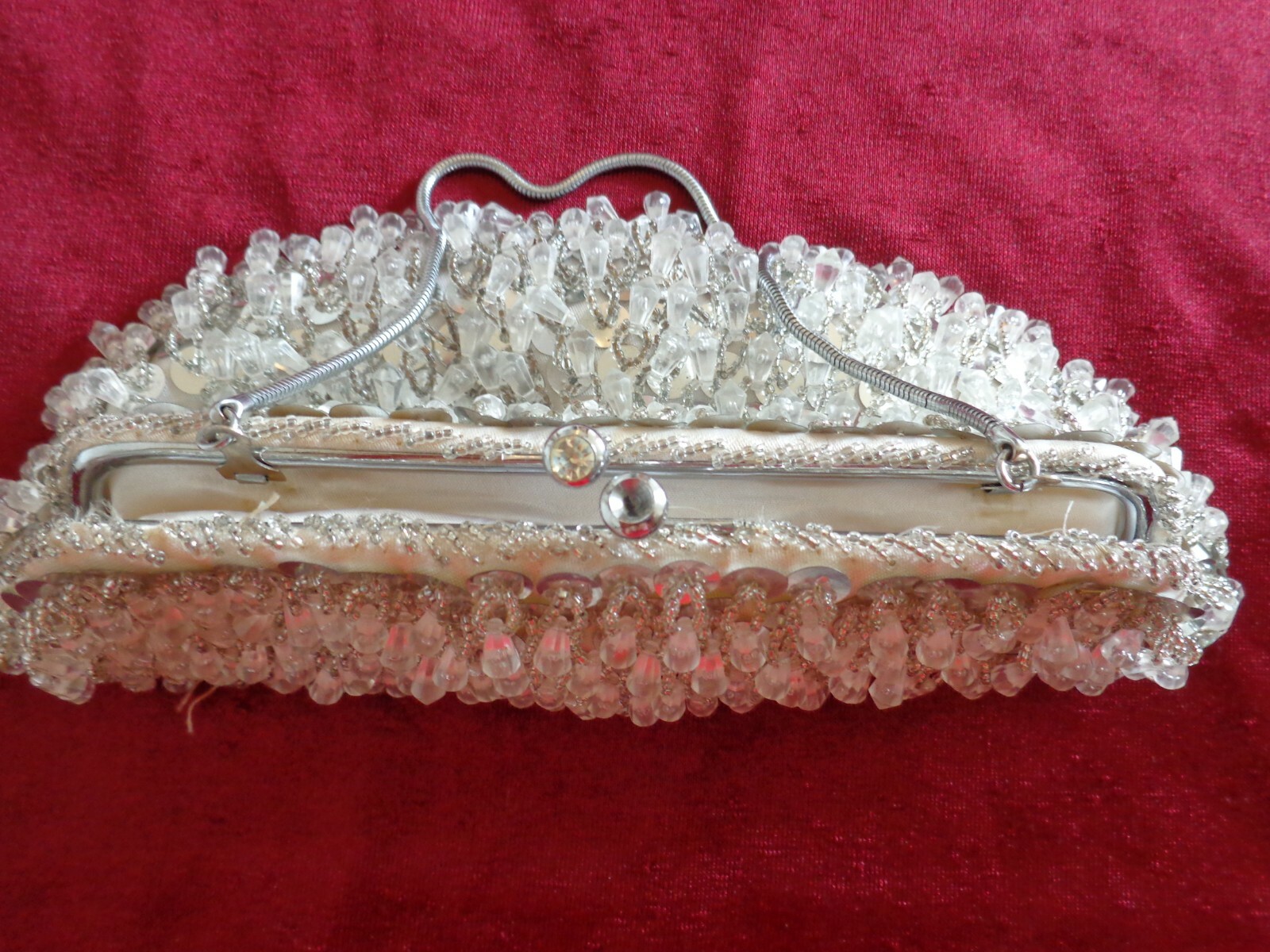 Beaded & Sequined Silver Clutch Purse with Coin P… - image 8