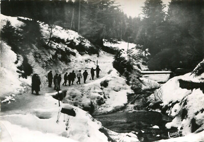 LE LIORAN Winter Sports Card Departure to the Ski Slopes