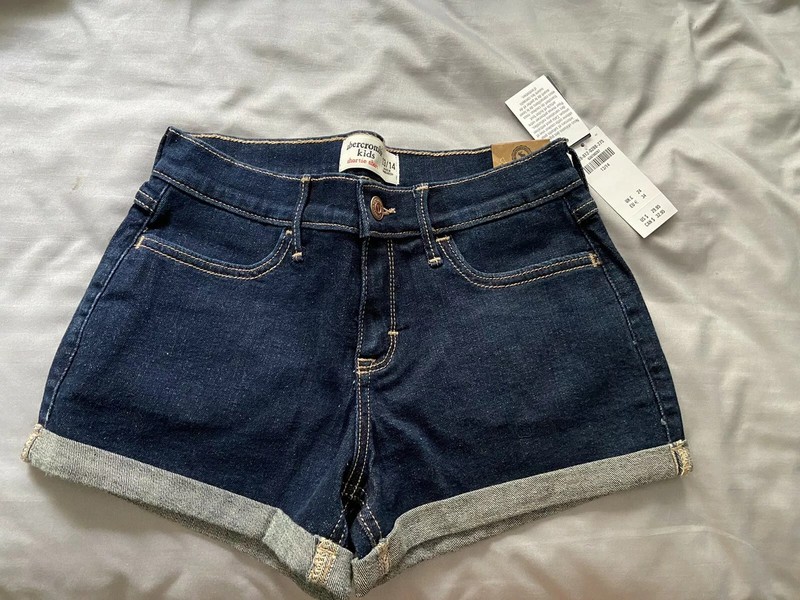 Abercrombie Kids Girls Shortie Jean Shorts Size 13 / 14 Bnwt