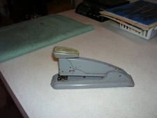 Vintage Industrial Mid Century SWINGLINE Gray #4 Desktop Working Stapler 