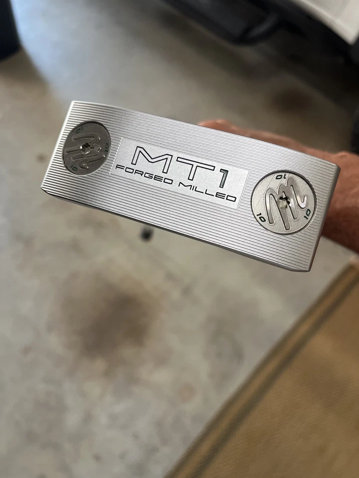 MacGregor Golf MT Milled 001 Wide-Blade Putter, left hand 35” MINT  - Image 2 of 4