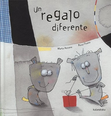 Arriba Azcona, M: Regalo diferente -  NEW