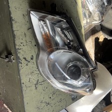 VOLKSWAGEN TOURAN MK1 2007-2010 LEFT HEADLIGHT  PASSENGER SIDE 