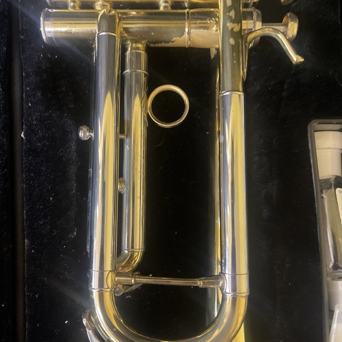 Jean Paul Trumpet With Case FL39308 - Picture 3 of 22