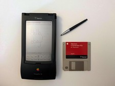 Vintage Apple Newton MessagePad 130 PDA Model H0196 w Stylus, Tested  Working
