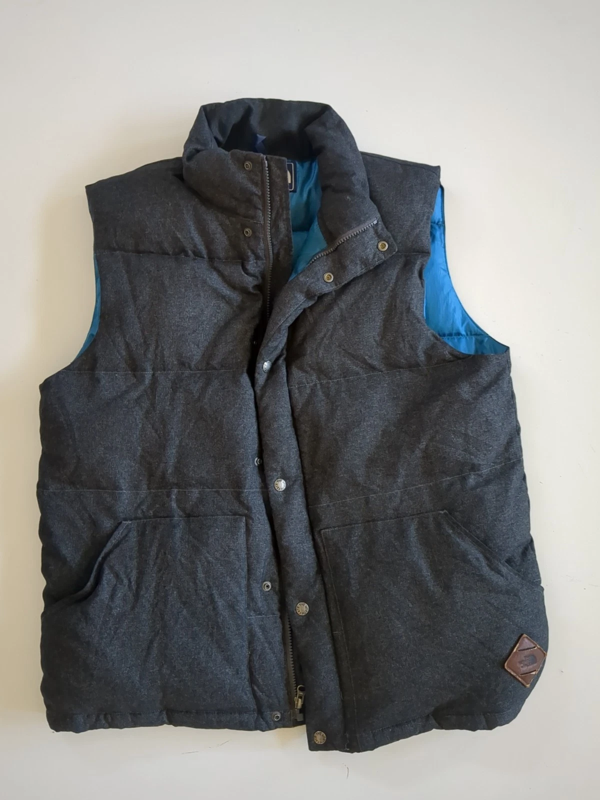 The North Face Men’s 100% Goose Down Puffer Vest Grey with Blue Lining Large