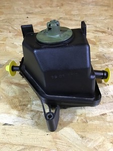 344231 Behälter Servolenköl AUDI TT (8N) 1J0422371B