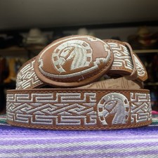 Horse Embroidered Western Belt. Brown Leather Cowboy Belt. Cinto Vaquero De Piel