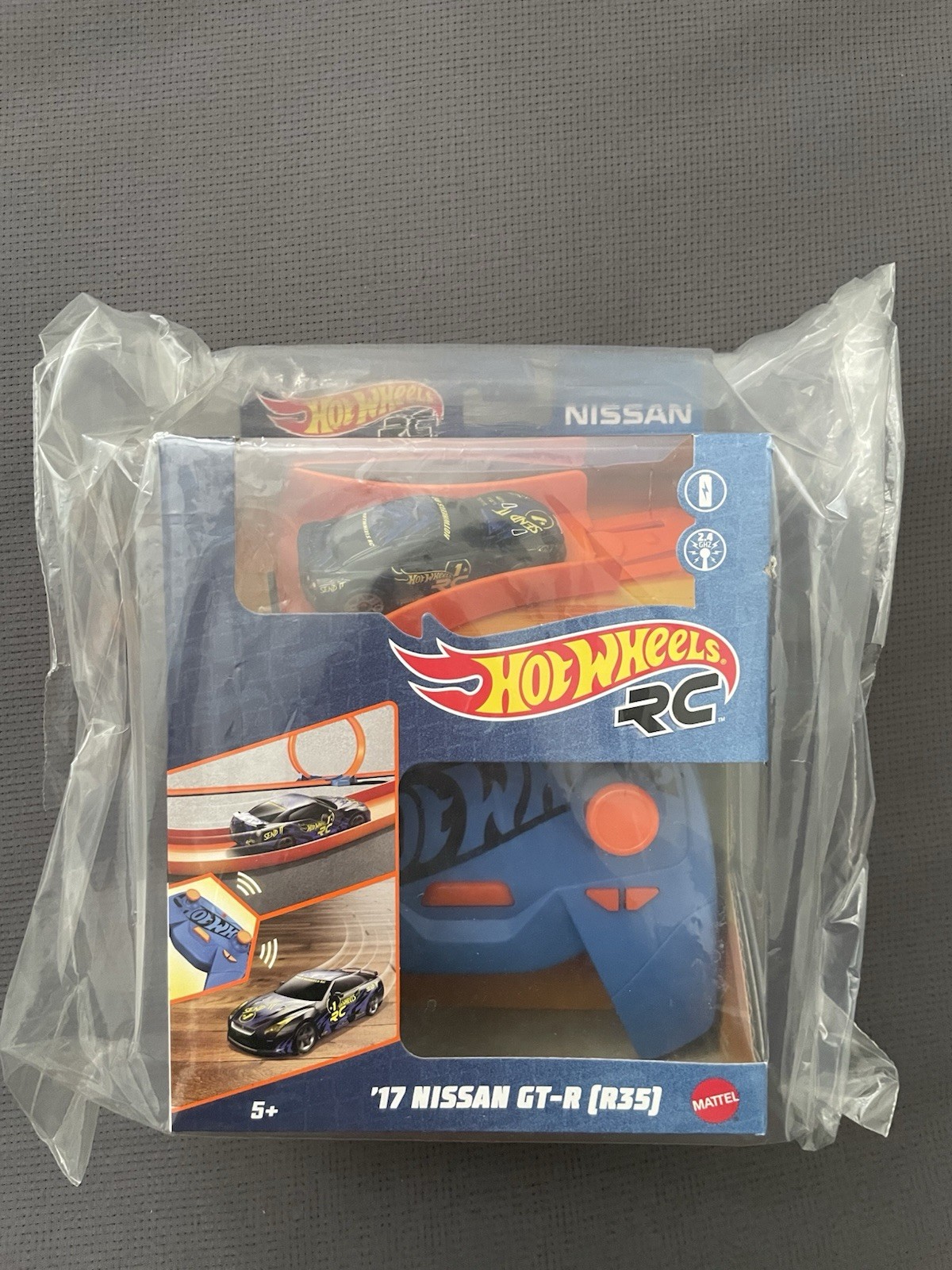 New Mattel Hot Wheels RC 1:64 &lsquo;17 Nissan GT-R (R35) With R