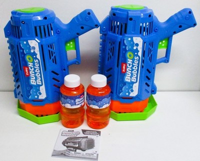 Bunch O Bubbles Motorisierter Bubble Blaster (2er Pack)