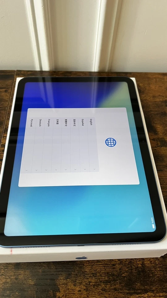 Apple iPad 10th Gen (64GB, Wi-Fi, Blue) Mint Condition 2023 - Image 2 of 4