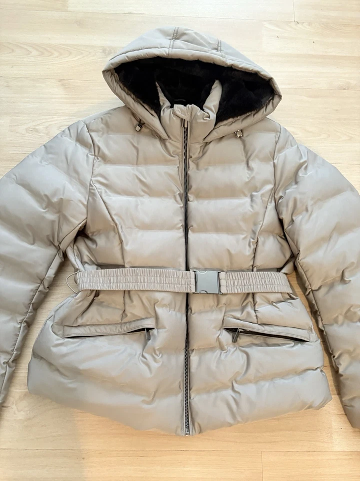 Chaqueta acolchada con cinturón Zara con capucha beige/abrigo de invierno para mujer talla XL NUEVA SIN ETIQUETAS Foto 3 de 4