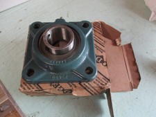 Dodge 124063 Flange Mount Ball Bearing Assembly B372