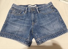 Old Navy Mid Rise Cuffed Medium Wash Denim Jean Shorts Size 8 100 Cotton