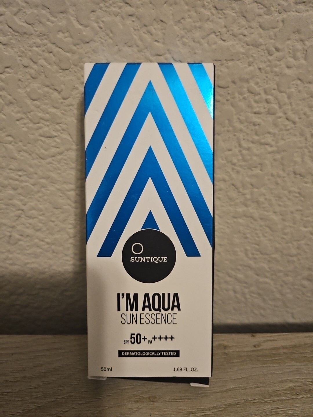 Suntique I'M Aqua Sun Essence FPS 50+, 50 ml NUEVO SELLADO